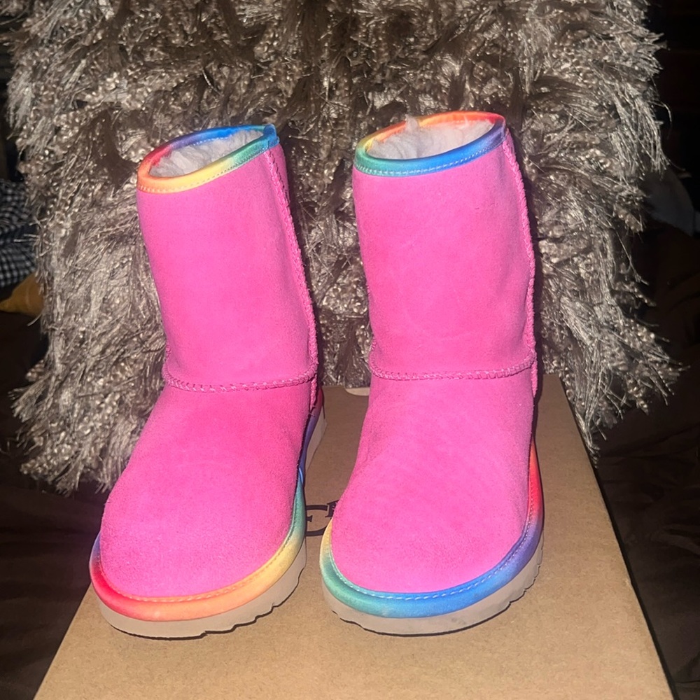 Ugg Kids Classic Short II Rainbow